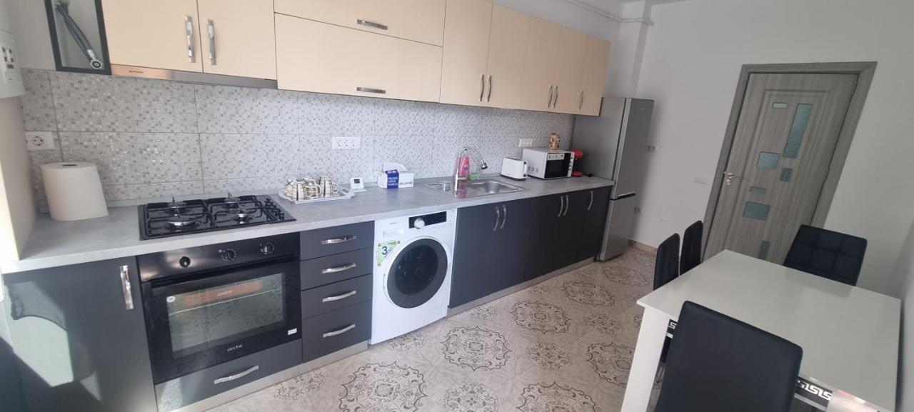 Apartament Mihaela Râmnicu Vâlcea Exterior foto