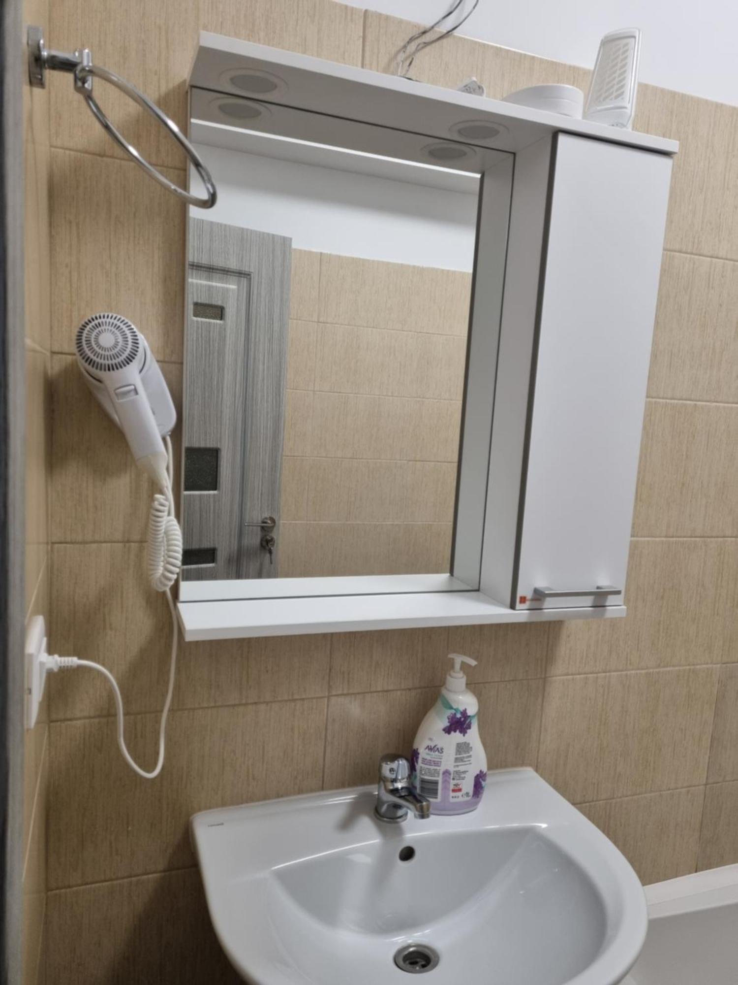 Apartament Mihaela Râmnicu Vâlcea Exterior foto